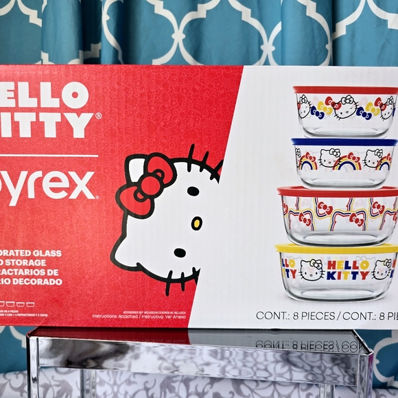 Hello Kitty Pyrex - Picture 3 of 3